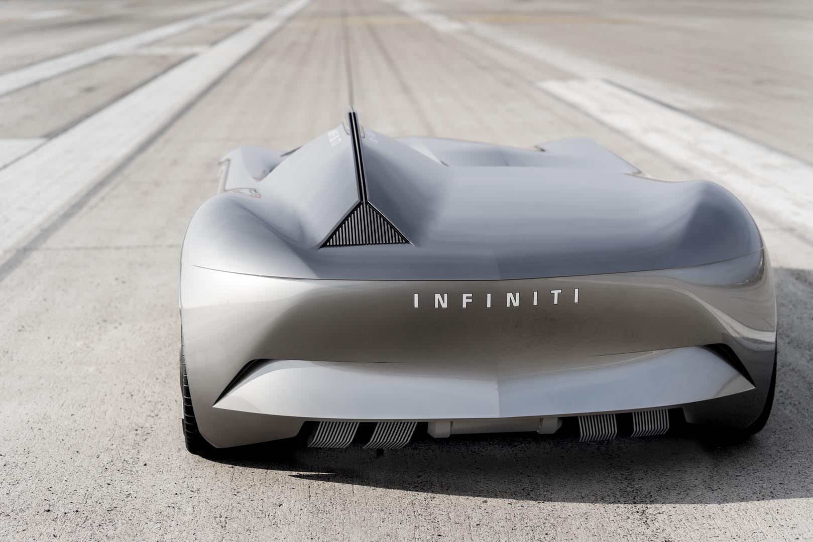 Infiniti-Prototype-10-11.jpg