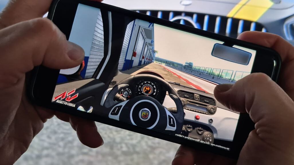 The BEST Mobile Simulator? - Assetto Corsa Mobile First Look! 