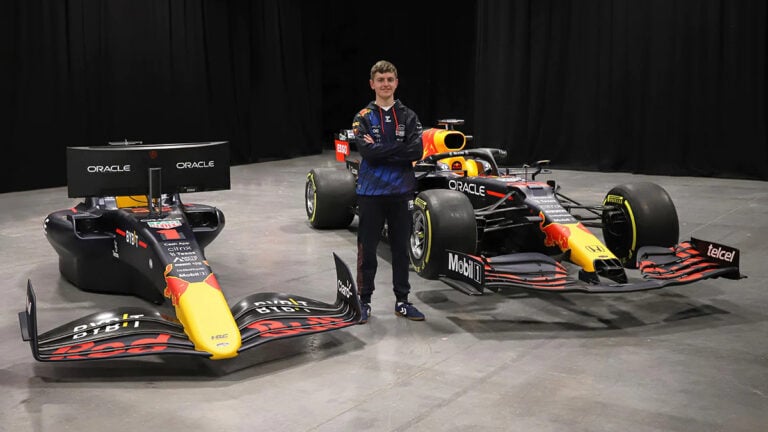 Red Bull Launches $124,000 RB18 Simulator Built Into A Full-Size F1 ...